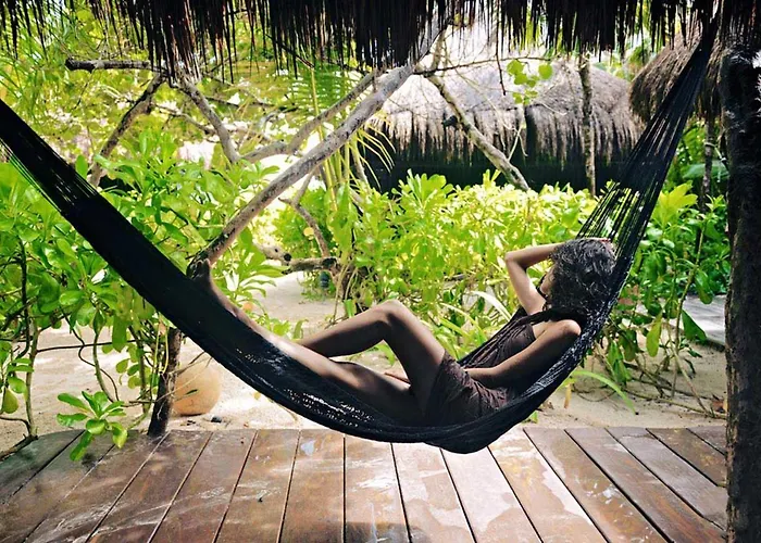 Coco Hotel 2*