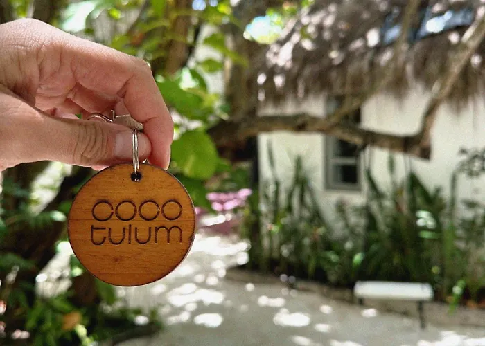 Coco Hotel 2*